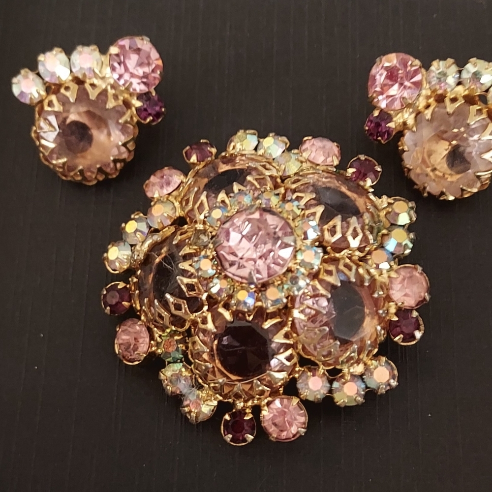 Juliana Delizza and Elster Pink D&E Pink RARE brooch and earrings set STUNNING